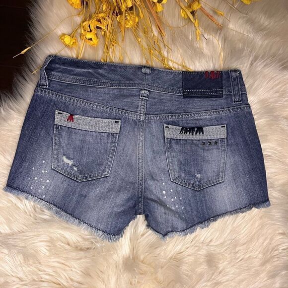Express distressed studded red thread frayed hem shorts sz 2 - Picture 4 of 8